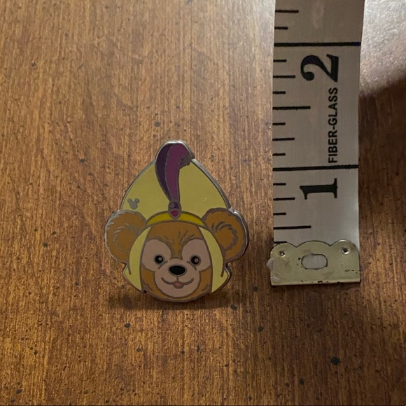 Disneyland Hidden Mickey Cast Series - Duffy's Hats Collection Pin Aladdin - Picture 3 of 7